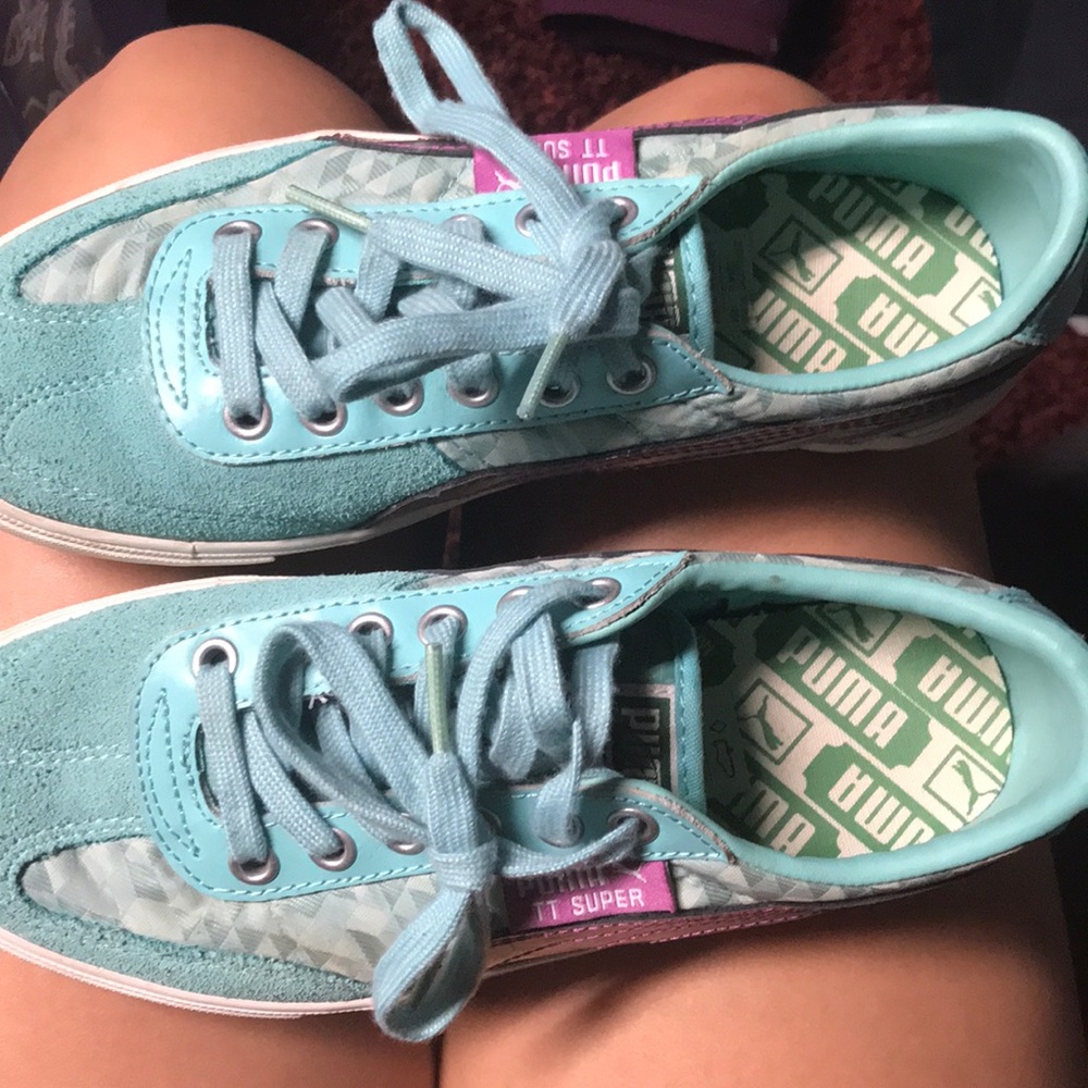 PUMA like new shoes